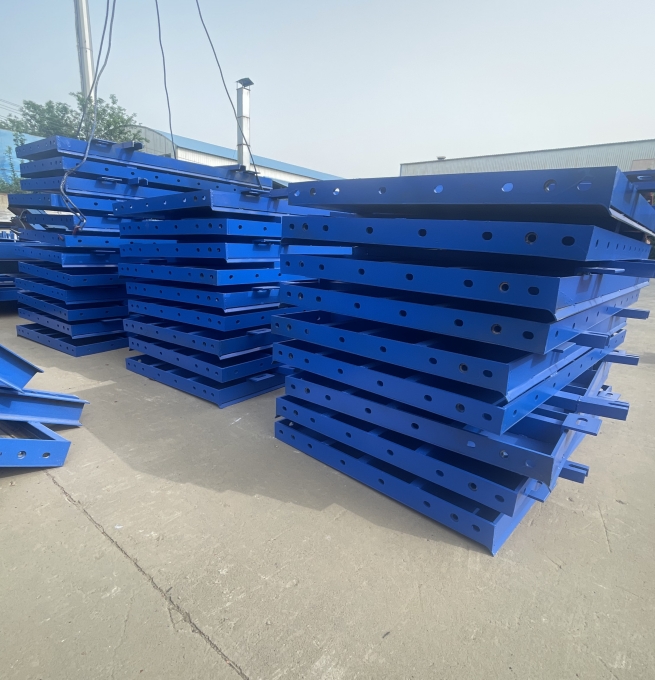 普通護欄鋼模板：基建工程的